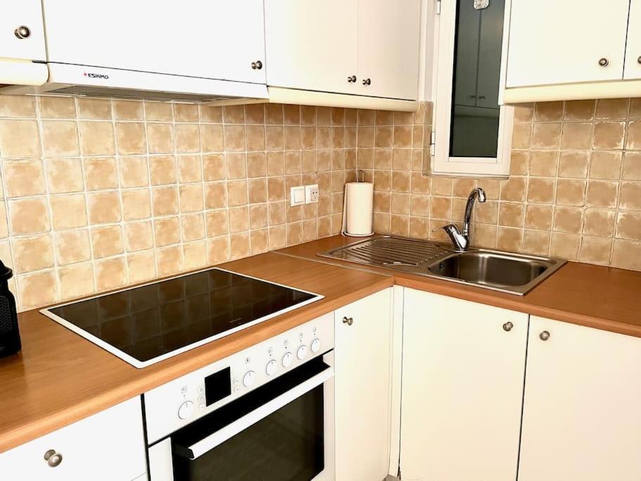 Pratinou 1b/r Appartement Athènes